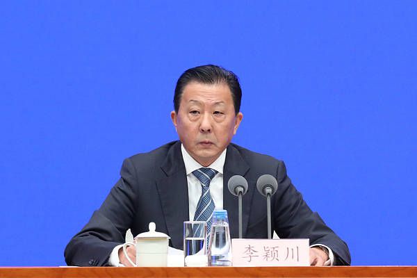 亚洲精品日韩视频